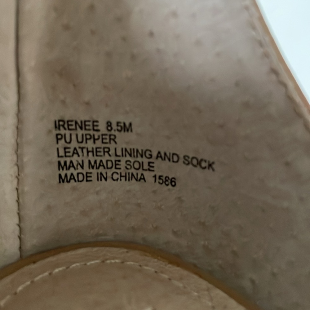Steve Madden Sandals Block Heels Neutral - Picture 4 of 5